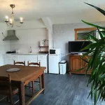 Chez Charline Apartment *